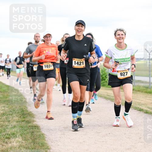 14.09.2025 - Airport Race Dr. Thomas Lammeyer http://msf.ph/oto/8879465 14.09.2025 12:28:42 Laufen 8, 10, 1031, 1421, 03, 927 meine-sportfotos.de