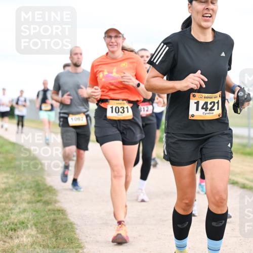 14.09.2025 - Airport Race Dr. Thomas Lammeyer http://msf.ph/oto/8879475 14.09.2025 12:28:43 Laufen 1092, 1031, 312, 1421, 0, 3 meine-sportfotos.de