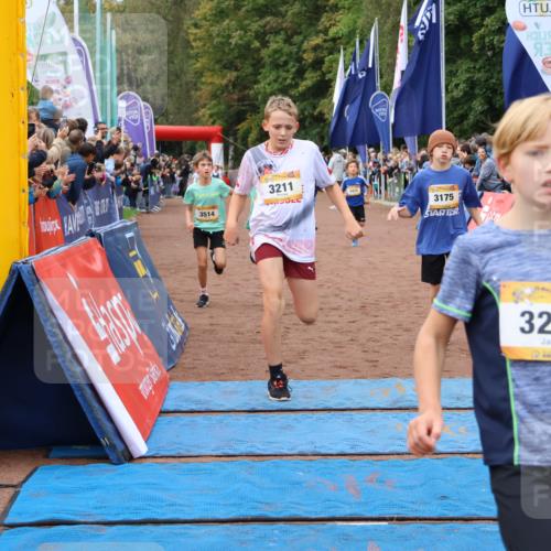 14.09.2025 - Airport Race Strokosch-Dieckow http://msf.ph/oto/8879480 14.09.2025 10:07:55 Ziel 3046, 3134, 3145, 3175, 3203, 3211, 3222, 3230, 3397, 3428, 3431, 3514, 3526, 3532, 3542, 3543, 3550 meine-sportfotos.de