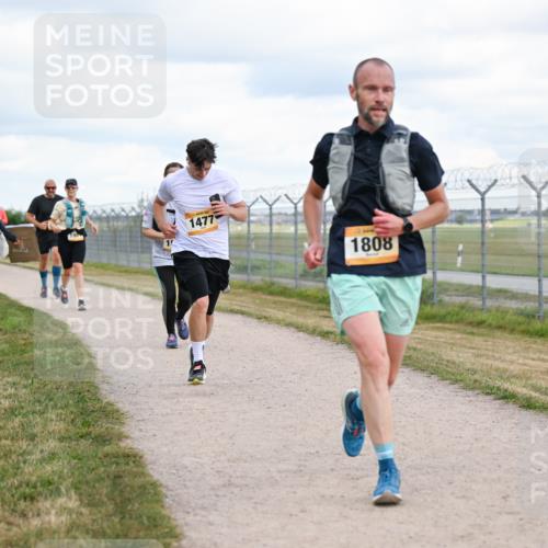 14.09.2025 - Airport Race Dr. Thomas Lammeyer http://msf.ph/oto/8879517 14.09.2025 12:28:48 Laufen 1, 1477, 1808 meine-sportfotos.de