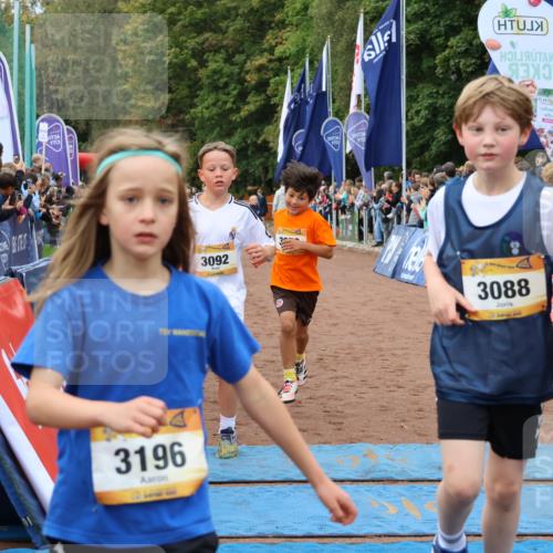 14.09.2025 - Airport Race Strokosch-Dieckow http://msf.ph/oto/8879576 14.09.2025 10:08:09 Ziel 3007, 3079, 3088, 3092, 3196, 3262, 3302, 3307, 3366, 3371, 3373, 3396, 3438, 3522, 3605, 3743 meine-sportfotos.de