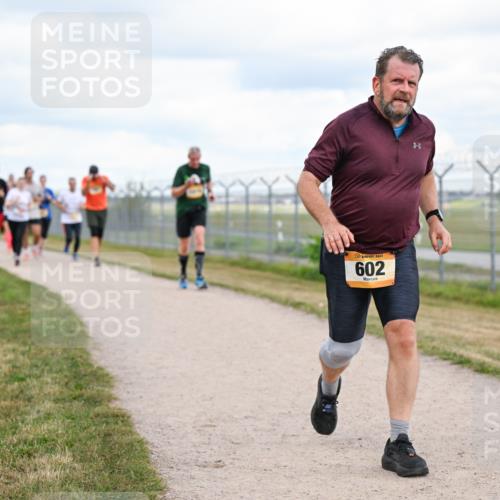 14.09.2025 - Airport Race Dr. Thomas Lammeyer http://msf.ph/oto/8879641 14.09.2025 12:29:09 Laufen 602 meine-sportfotos.de