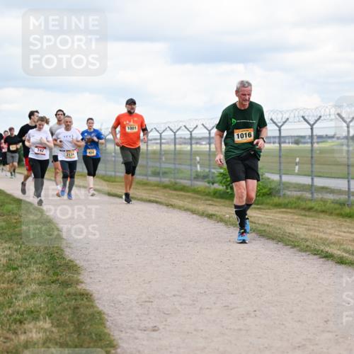 14.09.2025 - Airport Race Dr. Thomas Lammeyer http://msf.ph/oto/8879664 14.09.2025 12:29:11 Laufen 742, 450, 2134, 1001, 1016 meine-sportfotos.de