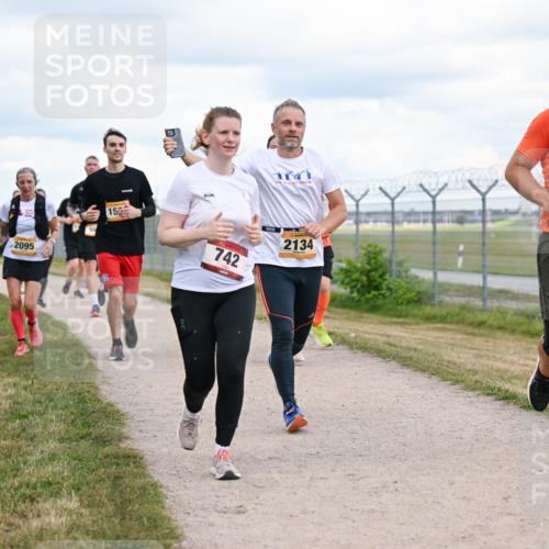 14.09.2025 - Airport Race Dr. Thomas Lammeyer http://msf.ph/oto/8879704 14.09.2025 12:29:16 Laufen 2095, 1555, 1001, 742, 2134 meine-sportfotos.de