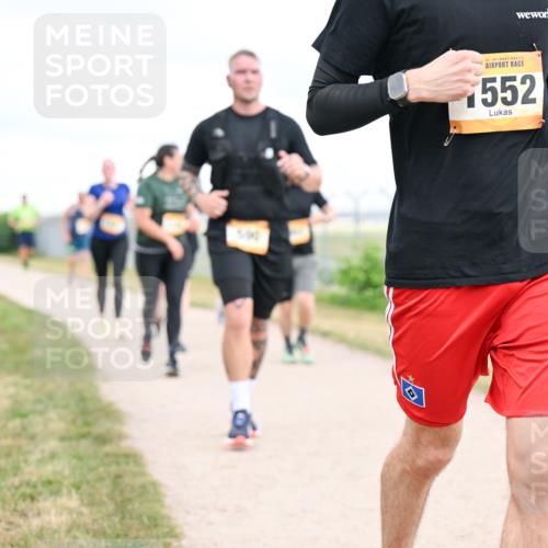 14.09.2025 - Airport Race Dr. Thomas Lammeyer http://msf.ph/oto/8879742 14.09.2025 12:29:20 Laufen 42, 552 meine-sportfotos.de