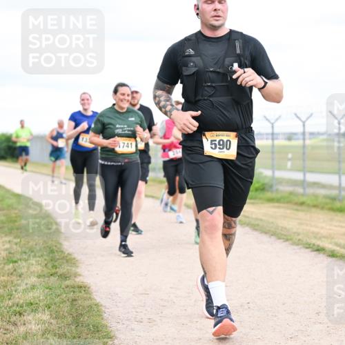 14.09.2025 - Airport Race Dr. Thomas Lammeyer http://msf.ph/oto/8879749 14.09.2025 12:29:21 Laufen 1741, 204, 590 meine-sportfotos.de