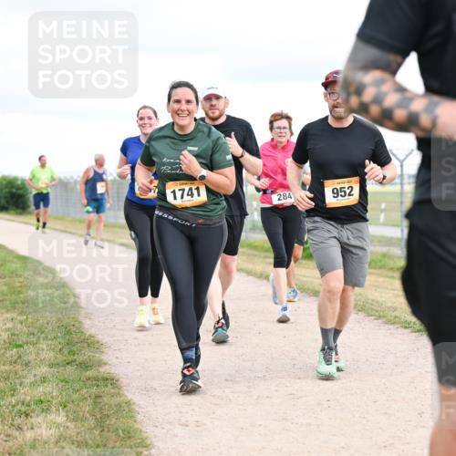 14.09.2025 - Airport Race Dr. Thomas Lammeyer http://msf.ph/oto/8879757 14.09.2025 12:29:22 Laufen 1741, 284, 952, 590 meine-sportfotos.de
