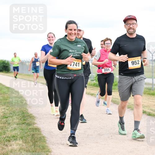 14.09.2025 - Airport Race Dr. Thomas Lammeyer http://msf.ph/oto/8879761 14.09.2025 12:29:22 Laufen 7741, 952, 284 meine-sportfotos.de