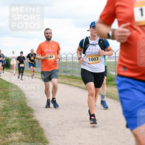 14.09.2025 - Airport Race Dr. Thomas Lammeyer http://msf.ph/oto/8879898 14.09.2025 12:29:41 Laufen 41, 1003, 1744 meine-sportfotos.de