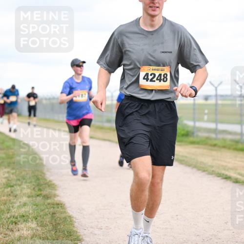 14.09.2025 - Airport Race Dr. Thomas Lammeyer http://msf.ph/oto/8879971 14.09.2025 12:29:51 Laufen 152, 4248 meine-sportfotos.de