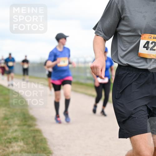14.09.2025 - Airport Race Dr. Thomas Lammeyer http://msf.ph/oto/8879979 14.09.2025 12:29:52 Laufen 42, 4248 meine-sportfotos.de