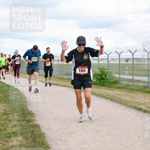 14.09.2025 - Airport Race Dr. Thomas Lammeyer http://msf.ph/oto/8880003 14.09.2025 12:29:55 Laufen 1383, 1370, 641, 160 meine-sportfotos.de