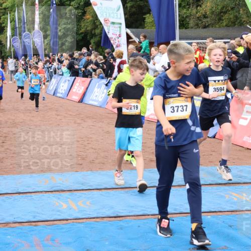 14.09.2025 - Airport Race Strokosch-Dieckow http://msf.ph/oto/8880013 14.09.2025 10:09:13 Ziel 3015, 3075, 3119, 3216, 3219, 3249, 3259, 3363, 3408, 3427, 3450, 3500, 3519, 3534, 3585, 3594, 3714, 3718, 3737, 3745 meine-sportfotos.de