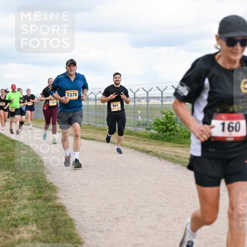 14.09.2025 - Airport Race Dr. Thomas Lammeyer http://msf.ph/oto/8880018 14.09.2025 12:29:57 Laufen 1351, 1383, 1370, 641, 160 meine-sportfotos.de