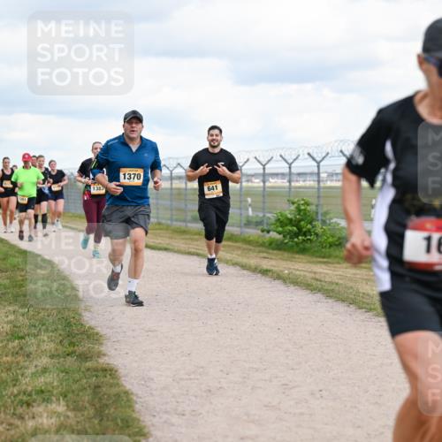 14.09.2025 - Airport Race Dr. Thomas Lammeyer http://msf.ph/oto/8880020 14.09.2025 12:29:57 Laufen 1351, 1383, 1370, 641, 160 meine-sportfotos.de