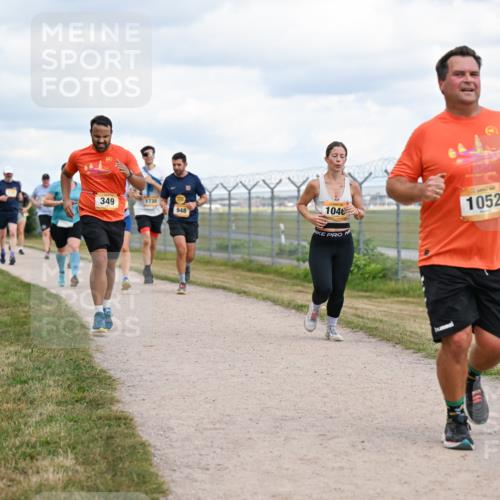 14.09.2025 - Airport Race Dr. Thomas Lammeyer http://msf.ph/oto/8880092 14.09.2025 12:30:07 Laufen 349, 1730, 1046, 948, 1052 meine-sportfotos.de