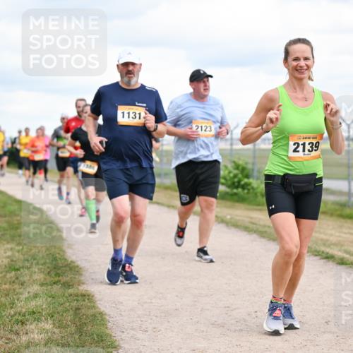 14.09.2025 - Airport Race Dr. Thomas Lammeyer http://msf.ph/oto/8880167 14.09.2025 12:30:16 Laufen 1586, 1131, 2123, 2139 meine-sportfotos.de