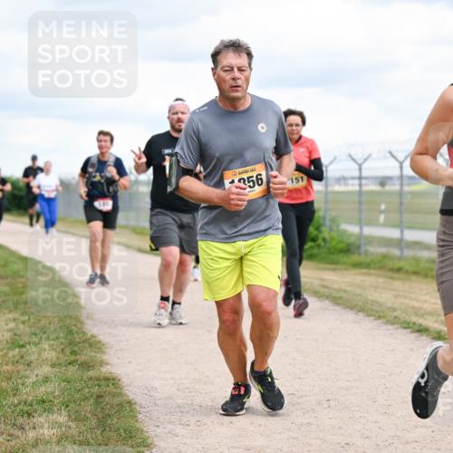 14.09.2025 - Airport Race Dr. Thomas Lammeyer http://msf.ph/oto/8880343 14.09.2025 12:30:36 Laufen 356, 151, 4116, 4115 meine-sportfotos.de