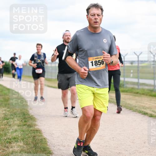 14.09.2025 - Airport Race Dr. Thomas Lammeyer http://msf.ph/oto/8880347 14.09.2025 12:30:37 Laufen 1856 meine-sportfotos.de