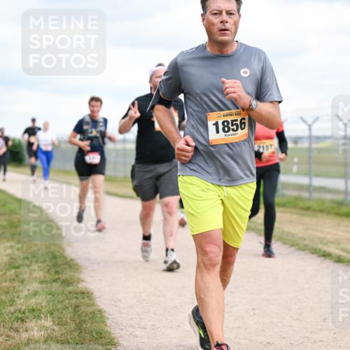 14.09.2025 - Airport Race Dr. Thomas Lammeyer http://msf.ph/oto/8880348 14.09.2025 12:30:37 Laufen 1856, 215 meine-sportfotos.de