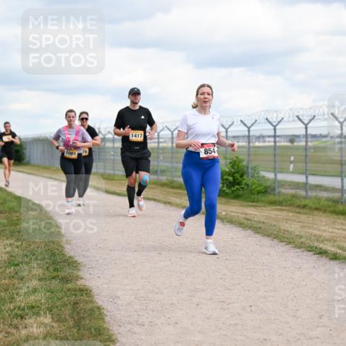 14.09.2025 - Airport Race Dr. Thomas Lammeyer http://msf.ph/oto/8880388 14.09.2025 12:30:42 Laufen 1081, 70, 1417, 854 meine-sportfotos.de