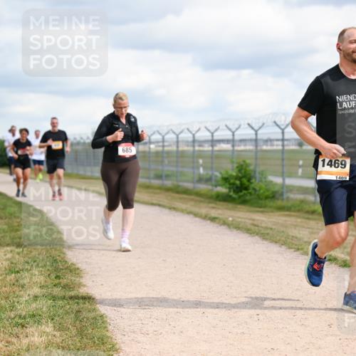 14.09.2025 - Airport Race Dr. Thomas Lammeyer http://msf.ph/oto/8880494 14.09.2025 12:30:54 Laufen 685, 1469, 1469 meine-sportfotos.de
