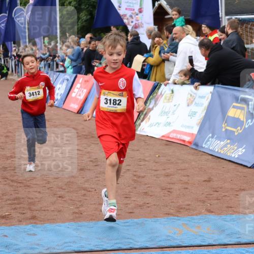 14.09.2025 - Airport Race Strokosch-Dieckow http://msf.ph/oto/8880518 14.09.2025 10:10:13 Ziel 3054, 3165, 3174, 3177, 3182, 3184, 3412, 3447, 3449, 3539, 3577 meine-sportfotos.de