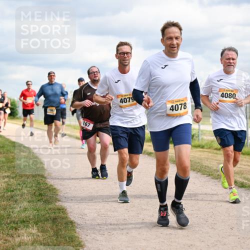 14.09.2025 - Airport Race Dr. Thomas Lammeyer http://msf.ph/oto/8880584 14.09.2025 12:31:04 Laufen 1982, 167, 4079, 4078, 4080 meine-sportfotos.de