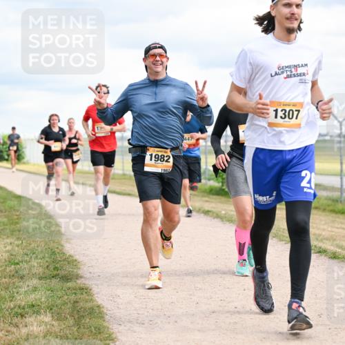 14.09.2025 - Airport Race Dr. Thomas Lammeyer http://msf.ph/oto/8880617 14.09.2025 12:31:07 Laufen 1982, 1982, 447, 1307 meine-sportfotos.de