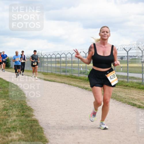 14.09.2025 - Airport Race Dr. Thomas Lammeyer http://msf.ph/oto/8880671 14.09.2025 12:31:13 Laufen 1529, 4207, 49 meine-sportfotos.de