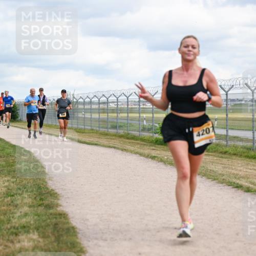 14.09.2025 - Airport Race Dr. Thomas Lammeyer http://msf.ph/oto/8880673 14.09.2025 12:31:13 Laufen 529, 458, 4207 meine-sportfotos.de