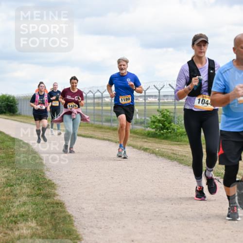 14.09.2025 - Airport Race Dr. Thomas Lammeyer http://msf.ph/oto/8880715 14.09.2025 12:31:21 Laufen 1180, 1232, 1426, 1044, 529 meine-sportfotos.de