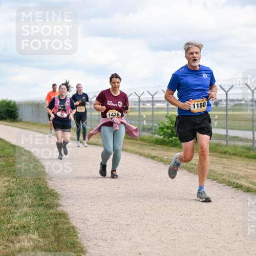 14.09.2025 - Airport Race Dr. Thomas Lammeyer http://msf.ph/oto/8880728 14.09.2025 12:31:22 Laufen 1232, 1426, 1180, 1 meine-sportfotos.de
