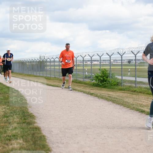 14.09.2025 - Airport Race Dr. Thomas Lammeyer http://msf.ph/oto/8880775 14.09.2025 12:31:28 Laufen 486, 246, 1232 meine-sportfotos.de