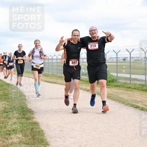 14.09.2025 - Airport Race Dr. Thomas Lammeyer http://msf.ph/oto/8881072 14.09.2025 12:32:11 Laufen 936, 580, 897, 215 meine-sportfotos.de
