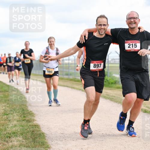 14.09.2025 - Airport Race Dr. Thomas Lammeyer http://msf.ph/oto/8881081 14.09.2025 12:32:12 Laufen 580, 897, 215 meine-sportfotos.de