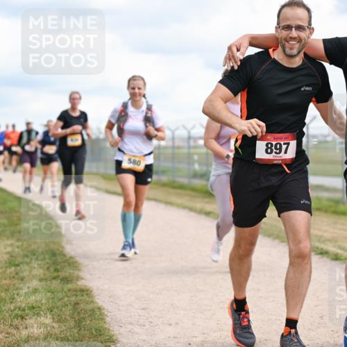 14.09.2025 - Airport Race Dr. Thomas Lammeyer http://msf.ph/oto/8881085 14.09.2025 12:32:12 Laufen 580, 897, 215 meine-sportfotos.de