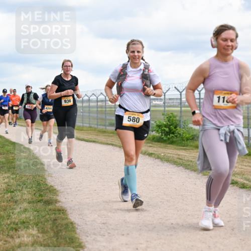 14.09.2025 - Airport Race Dr. Thomas Lammeyer http://msf.ph/oto/8881089 14.09.2025 12:32:13 Laufen 14, 4204, 936, 580, 11 meine-sportfotos.de