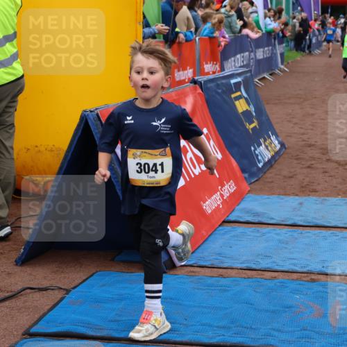 14.09.2025 - Airport Race Strokosch-Dieckow http://msf.ph/oto/8881096 14.09.2025 10:11:14 Ziel 3041, 3171, 3244, 3549 meine-sportfotos.de