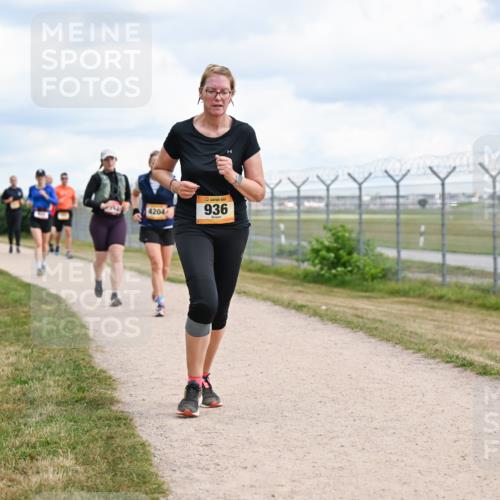 14.09.2025 - Airport Race Dr. Thomas Lammeyer http://msf.ph/oto/8881105 14.09.2025 12:32:15 Laufen 4204, 936 meine-sportfotos.de