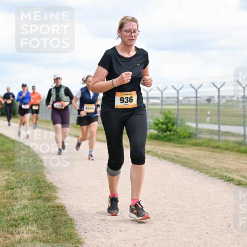 14.09.2025 - Airport Race Dr. Thomas Lammeyer http://msf.ph/oto/8881109 14.09.2025 12:32:15 Laufen 4204, 936 meine-sportfotos.de