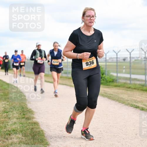 14.09.2025 - Airport Race Dr. Thomas Lammeyer http://msf.ph/oto/8881111 14.09.2025 12:32:15 Laufen 4204, 936 meine-sportfotos.de