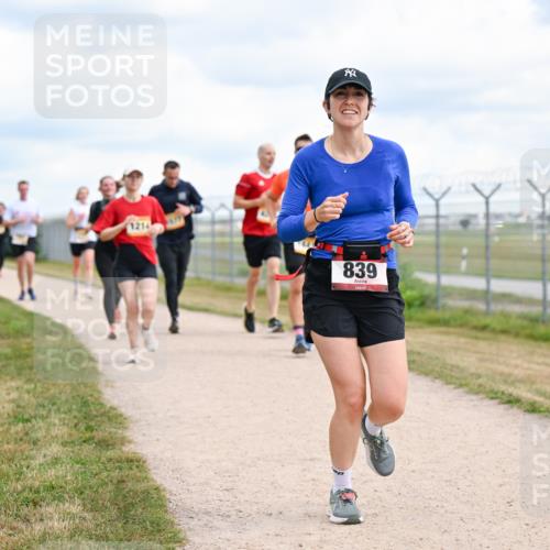 14.09.2025 - Airport Race Dr. Thomas Lammeyer http://msf.ph/oto/8881161 14.09.2025 12:32:22 Laufen 1214, 839 meine-sportfotos.de