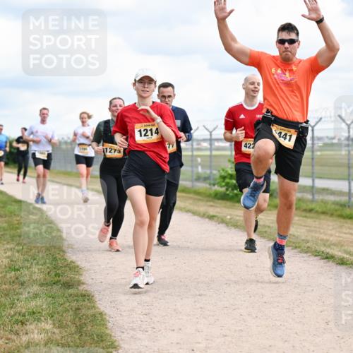 14.09.2025 - Airport Race Dr. Thomas Lammeyer http://msf.ph/oto/8881179 14.09.2025 12:32:24 Laufen 1273, 1214, 422, 441 meine-sportfotos.de