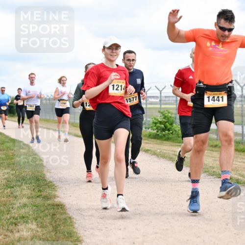 14.09.2025 - Airport Race Dr. Thomas Lammeyer http://msf.ph/oto/8881183 14.09.2025 12:32:24 Laufen 1688, 1796, 12, 1214, 1577, 1441 meine-sportfotos.de