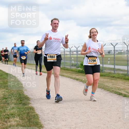 14.09.2025 - Airport Race Dr. Thomas Lammeyer http://msf.ph/oto/8881214 14.09.2025 12:32:28 Laufen 184, 1688, 1688, 1796, 1796 meine-sportfotos.de