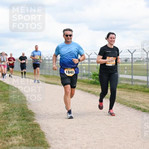 14.09.2025 - Airport Race Dr. Thomas Lammeyer http://msf.ph/oto/8881242 14.09.2025 12:32:32 Laufen 1848, 1847 meine-sportfotos.de