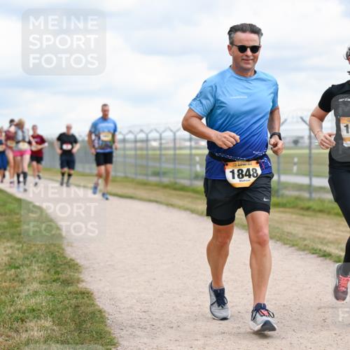 14.09.2025 - Airport Race Dr. Thomas Lammeyer http://msf.ph/oto/8881251 14.09.2025 12:32:32 Laufen 1848, 1847, 1847 meine-sportfotos.de