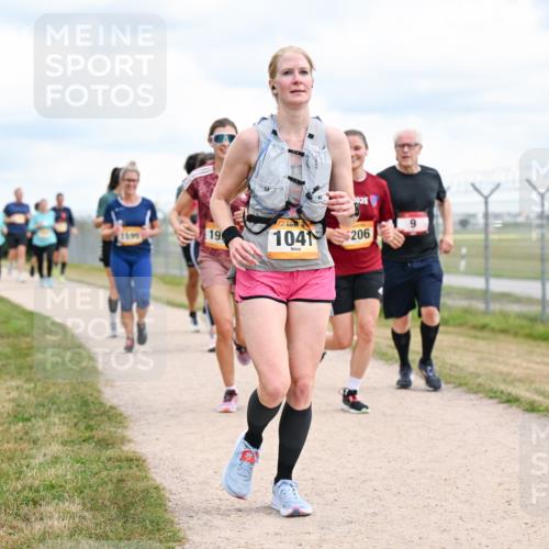 14.09.2025 - Airport Race Dr. Thomas Lammeyer http://msf.ph/oto/8881290 14.09.2025 12:32:39 Laufen 19, 25, 1041, 206, 9 meine-sportfotos.de