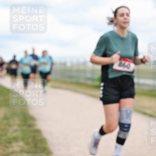 14.09.2025 - Airport Race Dr. Thomas Lammeyer http://msf.ph/oto/8881331 14.09.2025 12:32:44 Laufen 860 meine-sportfotos.de